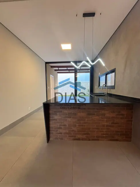 Casa com 3 quartos à venda, 250m2 em Araraquara - SP - imagem 3 Foto 3 de Casa com 3 quartos à venda, 250m2 em Araraquara - SP