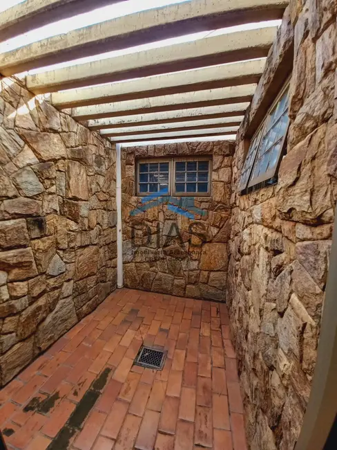 Casa com 3 quartos à venda, 420m2 em Jardim Aclimação, Araraquara - SP - imagem 4 Foto 4 de Casa com 3 quartos à venda, 420m2 em Jardim Aclimação, Araraquara - SP