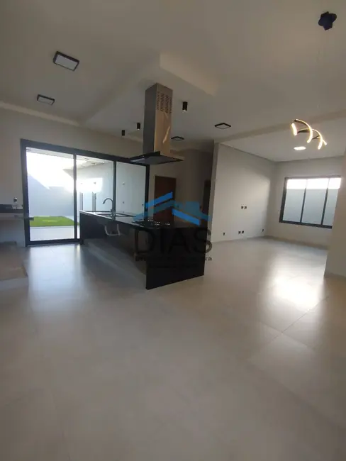 Foto 3 de Casa com 3 quartos à venda, 308m2 em Jardim dos Flamboyants, Araraquara - SP