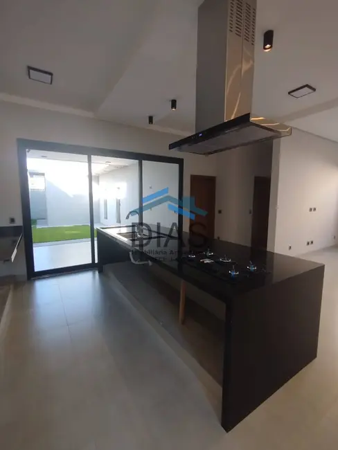 Foto 2 de Casa com 3 quartos à venda, 308m2 em Jardim dos Flamboyants, Araraquara - SP