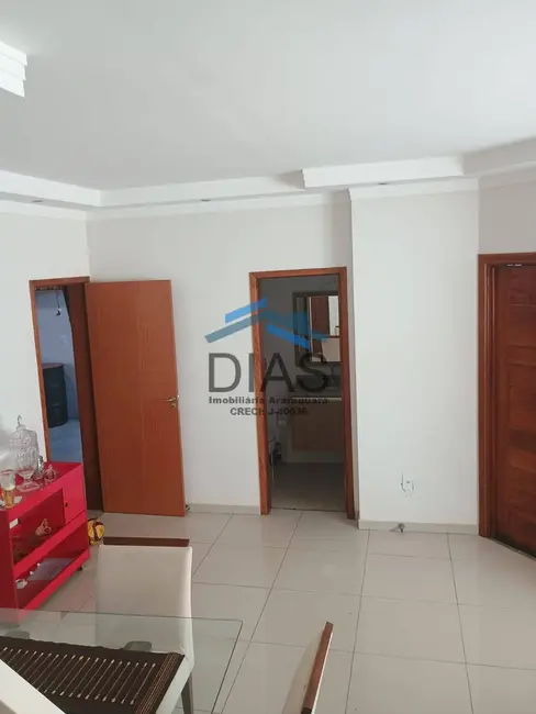 Casa com 3 quartos à venda, 170m2 em Jardim São Francisco, Araraquara - SP - imagem 8 Foto 8 de Casa com 3 quartos à venda, 170m2 em Jardim São Francisco, Araraquara - SP