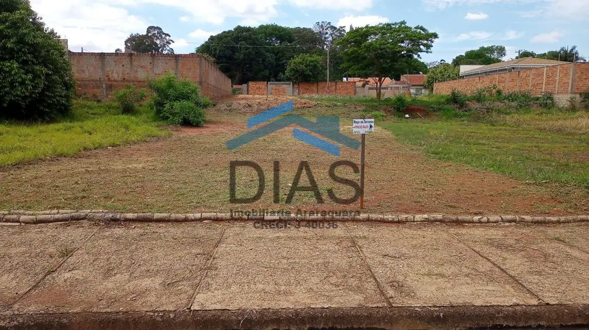 Foto 2 de Terreno / Lote à venda, 300m2 em Jardim Maria Luiza III, Araraquara - SP