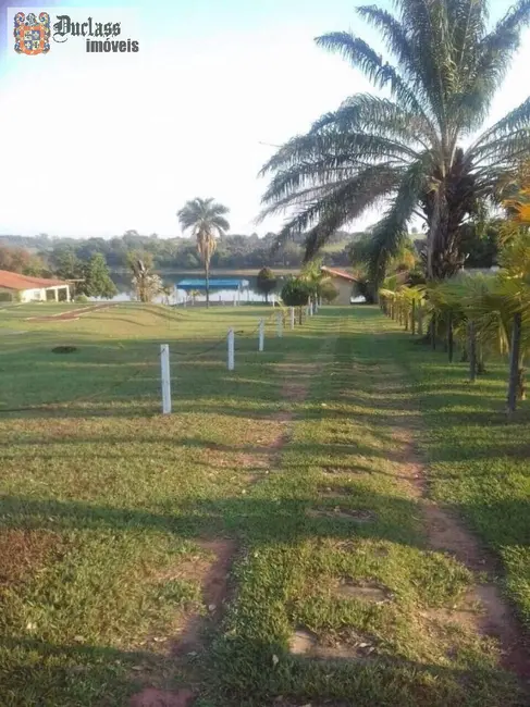 Foto 2 de Chácara com 5 quartos à venda, 240m2 em Tres Fronteiras - SP