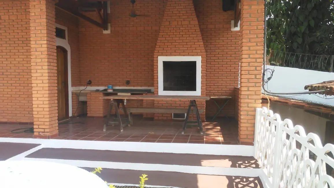 Foto 9 de Chácara com 3 quartos à venda, 276m2 em Jardim Estância Brasil, Atibaia - SP