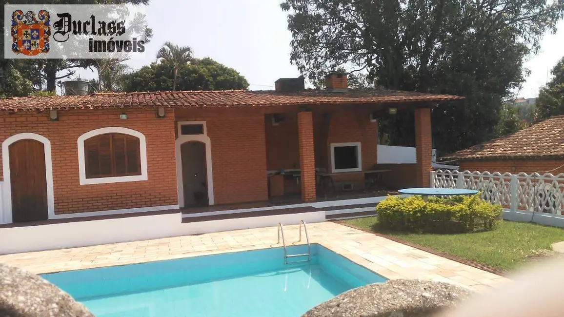 Chácara com 3 quartos à venda, 276m2 em Jardim Estância Brasil, Atibaia - SP - imagem 1 Foto 1 de Chácara com 3 quartos à venda, 276m2 em Jardim Estância Brasil, Atibaia - SP