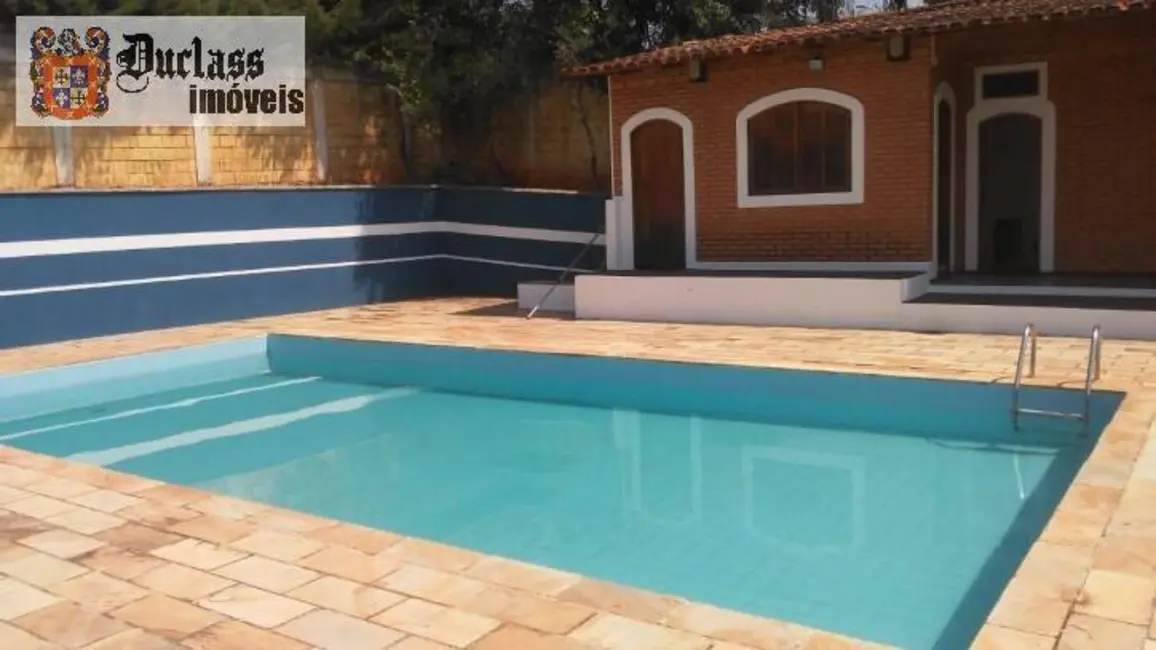 Foto 3 de Chácara com 3 quartos à venda, 276m2 em Jardim Estância Brasil, Atibaia - SP