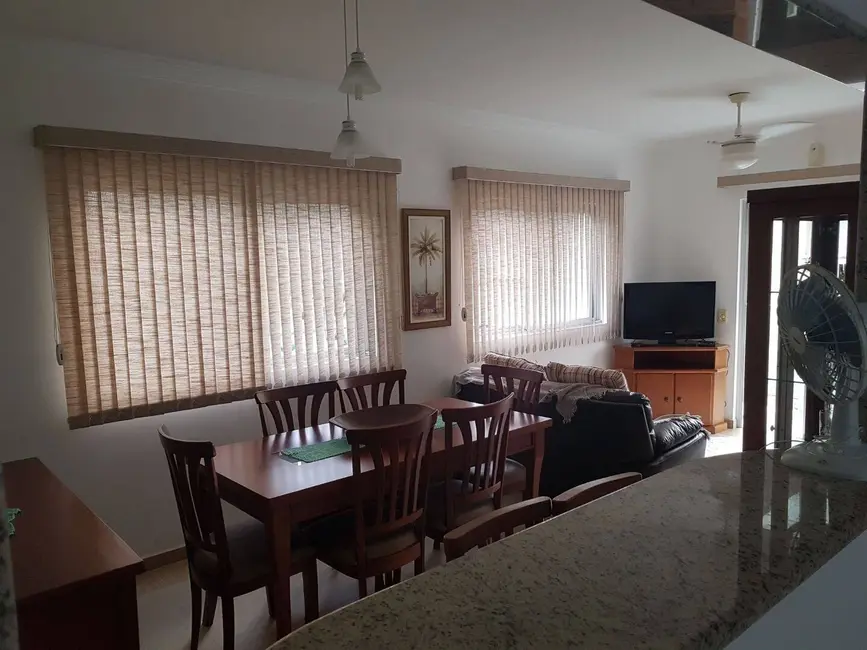 Foto 4 de Apartamento com 3 quartos à venda, 88m2 em Jardim Três Marias, Guaruja - SP