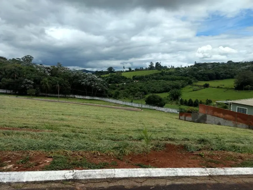 Foto 5 de Terreno / Lote à venda, 600m2 em Curitibanos, Braganca Paulista - SP