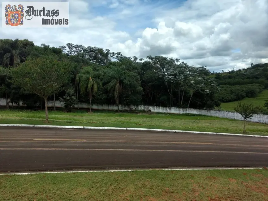 Foto 2 de Terreno / Lote à venda, 743m2 em Curitibanos, Braganca Paulista - SP