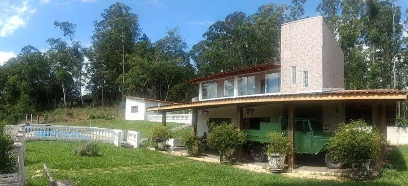 Foto 1 de Sítio / Rancho com 3 quartos à venda, 850m2 em Cachoeira, Atibaia - SP