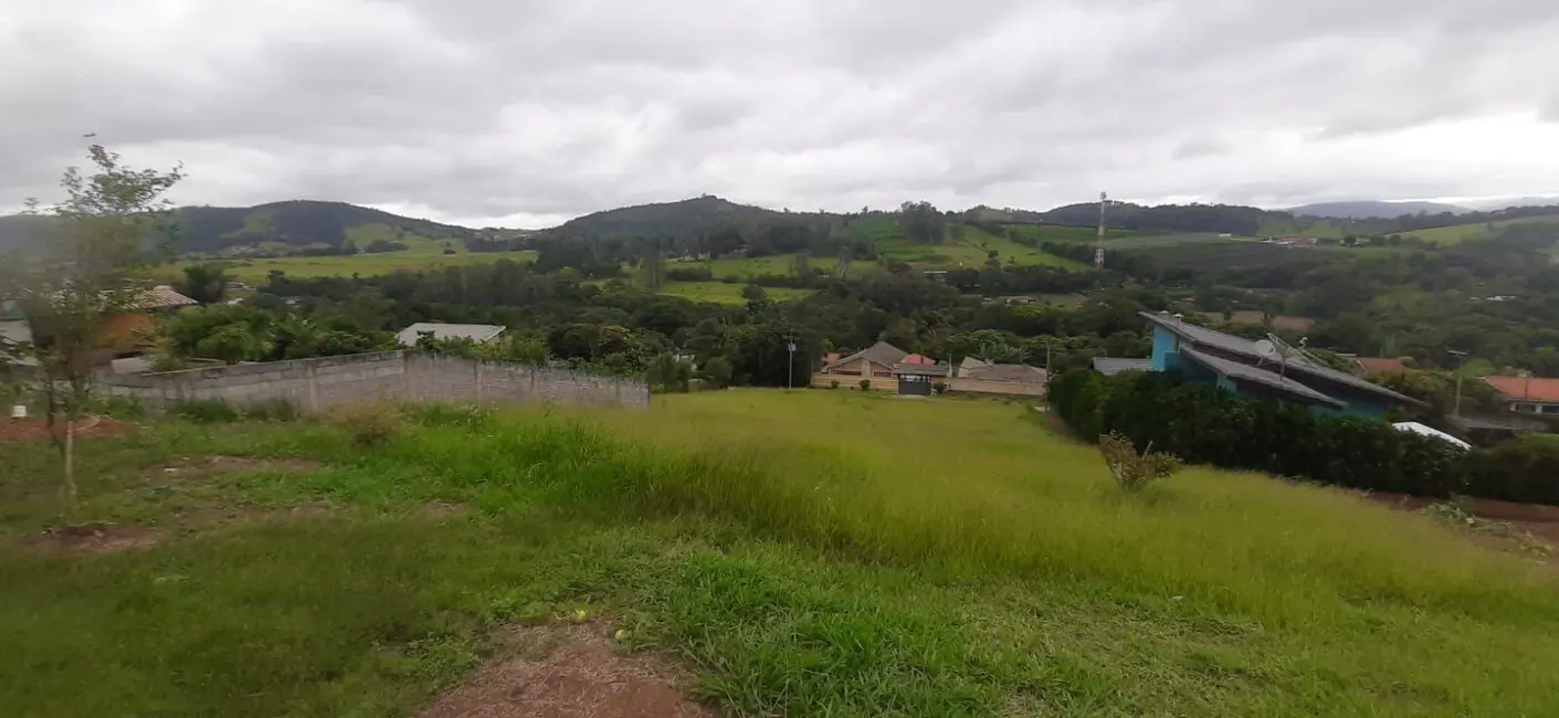 Foto 4 de Chácara com 3 quartos à venda, 120m2 em Piracaia - SP