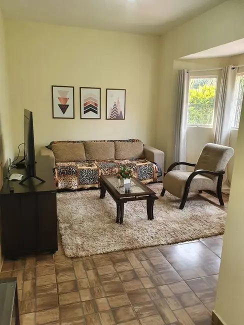 Foto 5 de Chácara com 3 quartos à venda, 120m2 em Piracaia - SP