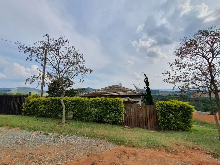 Foto 3 de Chácara com 3 quartos à venda, 120m2 em Piracaia - SP