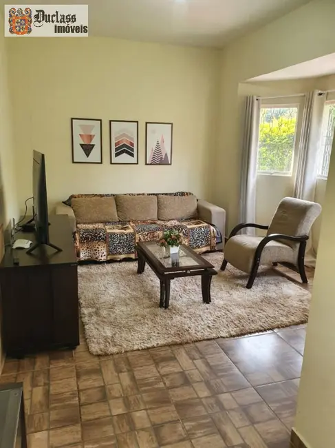 Foto 2 de Chácara com 3 quartos à venda, 120m2 em Batatuba, Piracaia - SP