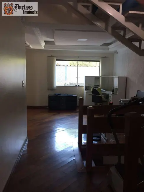 Sobrado com 4 quartos à venda, 416m2 em Dos Casa, Sao Bernardo Do Campo - SP - imagem 4 Foto 4 de Sobrado com 4 quartos à venda, 416m2 em Dos Casa, Sao Bernardo Do Campo - SP