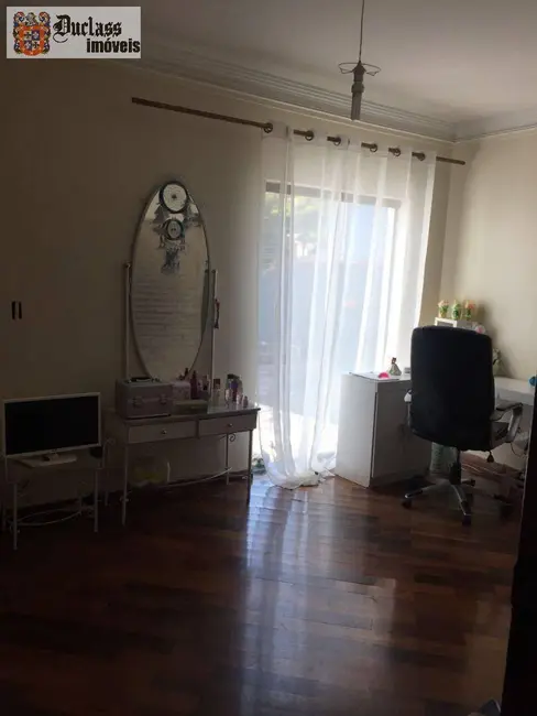 Sobrado com 4 quartos à venda, 416m2 em Dos Casa, Sao Bernardo Do Campo - SP - imagem 6 Foto 6 de Sobrado com 4 quartos à venda, 416m2 em Dos Casa, Sao Bernardo Do Campo - SP