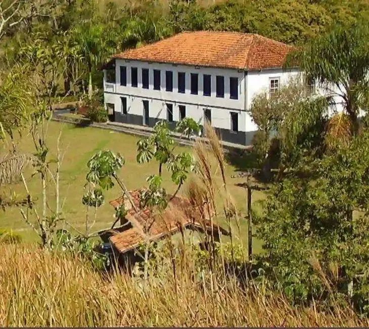Foto 3 de Fazenda / Haras com 5 quartos à venda, 1331000m2 em Piquete - SP