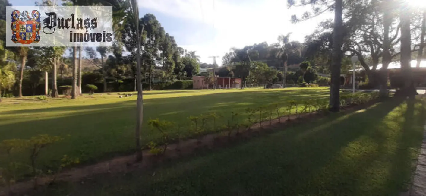 Chácara com 6 quartos à venda, 400m2 em Extrema - MG - imagem 4 Foto 4 de Chácara com 6 quartos à venda, 400m2 em Extrema - MG