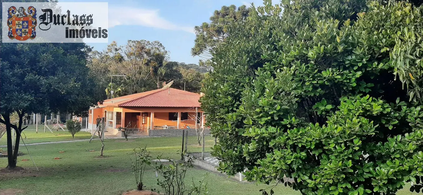 Chácara com 6 quartos à venda, 400m2 em Extrema - MG - imagem 2 Foto 2 de Chácara com 6 quartos à venda, 400m2 em Extrema - MG