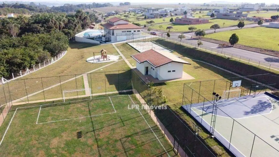 Foto 3 de Terreno / Lote à venda, 465m2 em Fazenda Santa Lúcia, Americana - SP
