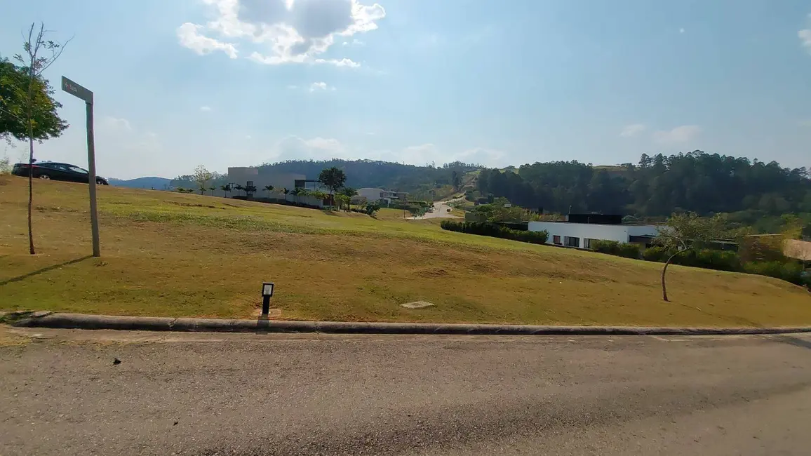 Foto 1 de Terreno / Lote à venda, 1409m2 em Itatiba - SP