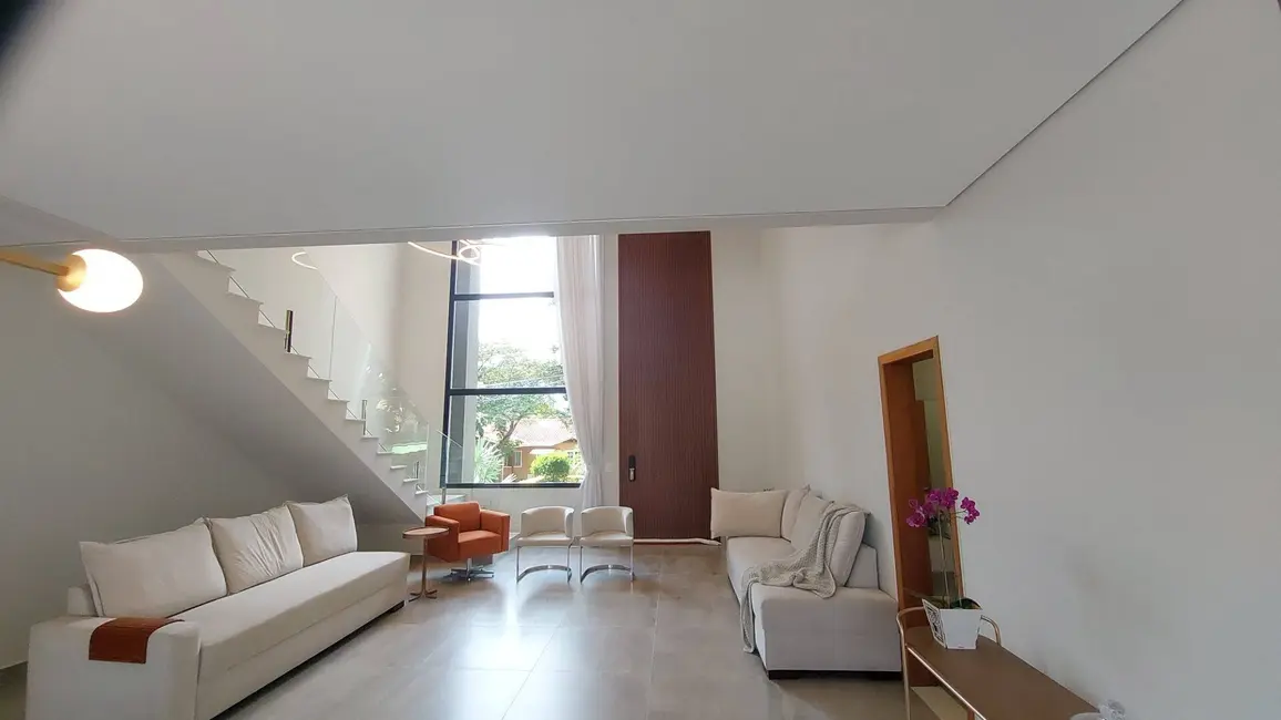 Foto 6 de Sobrado com 4 quartos à venda, 341m2 em Atibaia - SP