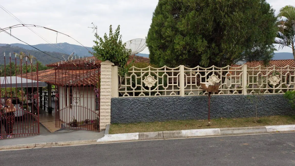 Foto 4 de Chácara com 4 quartos à venda, 162m2 em Jardim Centenário, Atibaia - SP