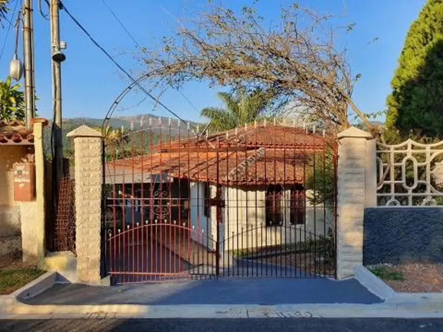 Foto 2 de Chácara com 4 quartos à venda, 162m2 em Jardim Centenário, Atibaia - SP