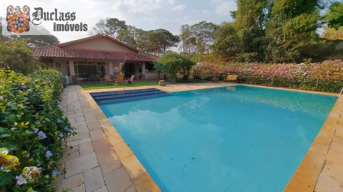 Foto 1 de Sítio / Rancho com 6 quartos à venda, 450m2 em Cachoeira, Atibaia - SP