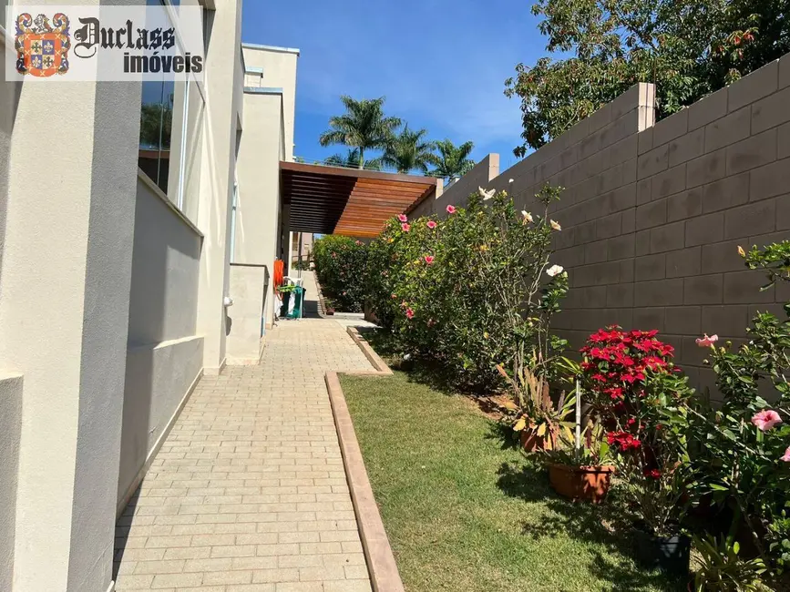 Casa com 4 quartos à venda, 560m2 em Parque da Fazenda, Itatiba - SP - imagem 4 Foto 4 de Casa com 4 quartos à venda, 560m2 em Parque da Fazenda, Itatiba - SP