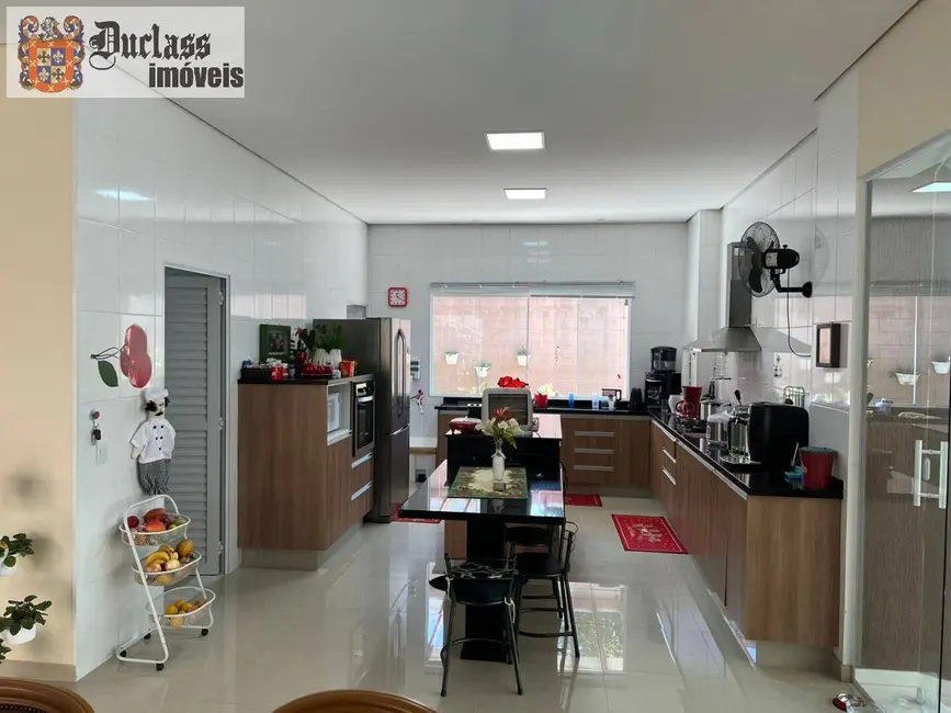 Casa com 4 quartos à venda, 560m2 em Parque da Fazenda, Itatiba - SP - imagem 8 Foto 8 de Casa com 4 quartos à venda, 560m2 em Parque da Fazenda, Itatiba - SP