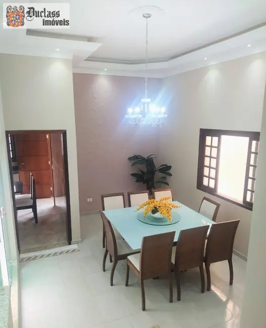 Foto 1 de Casa com 4 quartos à venda, 291m2 em Itupeva - SP