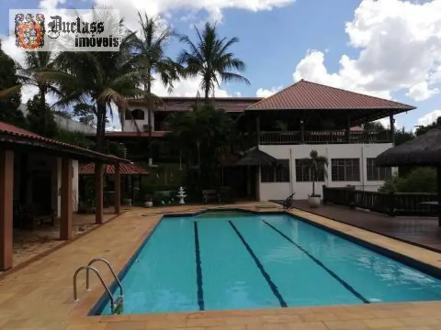 Chácara com 7 quartos à venda, 1500m2 em Louveira - SP - imagem 4 Foto 4 de Chácara com 7 quartos à venda, 1500m2 em Louveira - SP