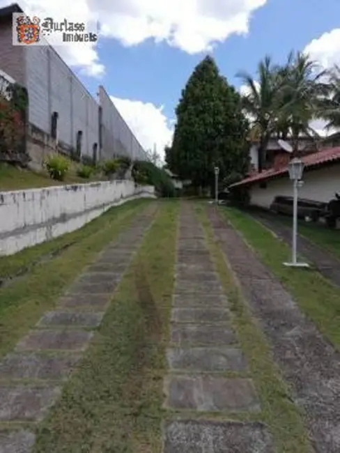 Chácara com 7 quartos à venda, 1500m2 em Louveira - SP - imagem 9 Foto 9 de Chácara com 7 quartos à venda, 1500m2 em Louveira - SP