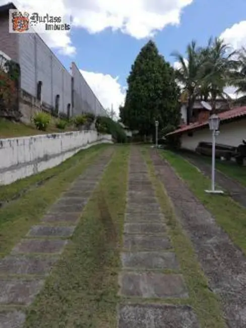 Chácara com 7 quartos à venda, 1500m2 em Louveira - SP - imagem 9 Foto 9 de Chácara com 7 quartos à venda, 1500m2 em Louveira - SP