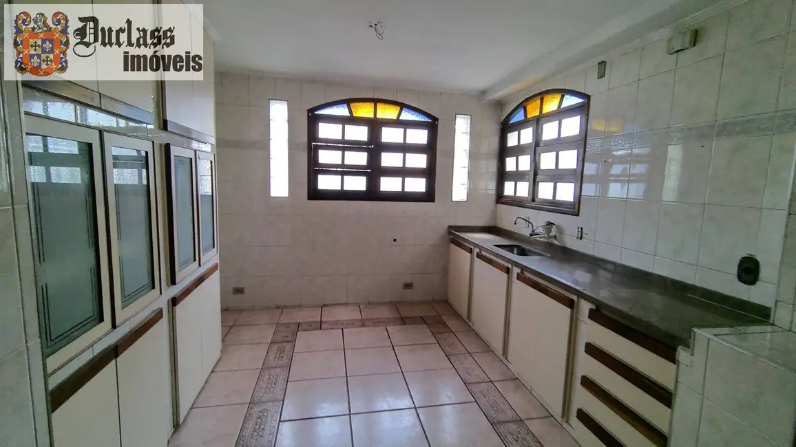 Sobrado com 4 quartos à venda, 275m2 em Santa Paula, Sao Caetano Do Sul - SP - imagem 2 Foto 2 de Sobrado com 4 quartos à venda, 275m2 em Santa Paula, Sao Caetano Do Sul - SP