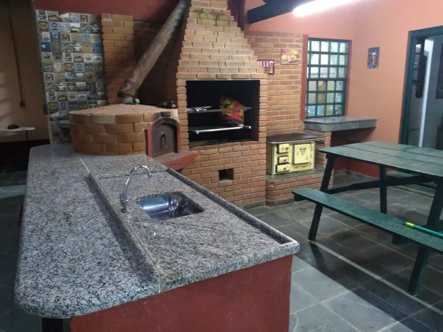 Chácara com 7 quartos à venda, 366m2 em Jarinu - SP - imagem 8 Foto 8 de Chácara com 7 quartos à venda, 366m2 em Jarinu - SP