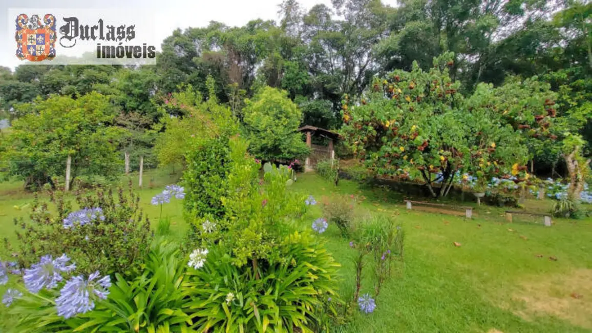 Chácara com 4 quartos à venda, 450m2 em Extrema - MG - imagem 4 Foto 4 de Chácara com 4 quartos à venda, 450m2 em Extrema - MG