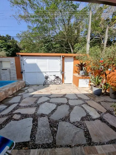 Foto 3 de Pousada com 8 quartos à venda, 150m2 em Sao Sebastiao - SP