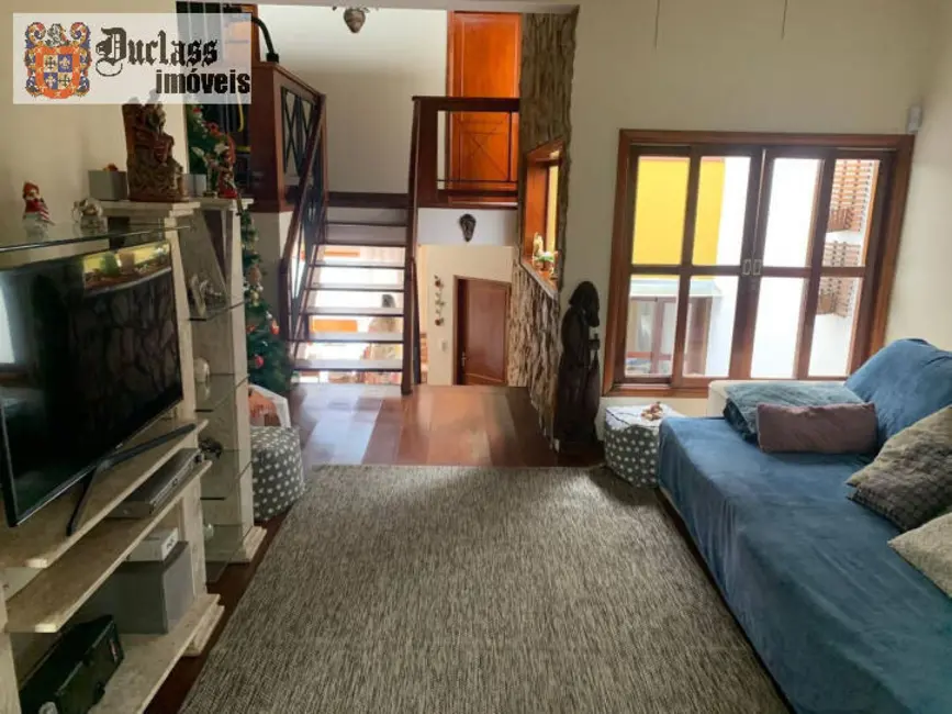 Sobrado com 3 quartos à venda, 385m2 em Jardim Nova Bragança, Braganca Paulista - SP - imagem 4 Foto 4 de Sobrado com 3 quartos à venda, 385m2 em Jardim Nova Bragança, Braganca Paulista - SP