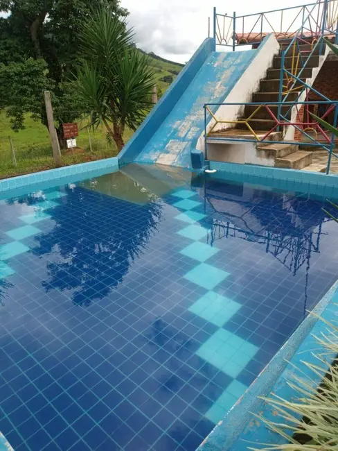 Foto 5 de Pousada com 7 quartos à venda, 450m2 em Bicas - MG