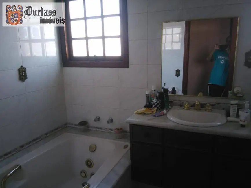 Sobrado com 4 quartos à venda, 350m2 em Jardim Paulista, Atibaia - SP - imagem 9 Foto 9 de Sobrado com 4 quartos à venda, 350m2 em Jardim Paulista, Atibaia - SP
