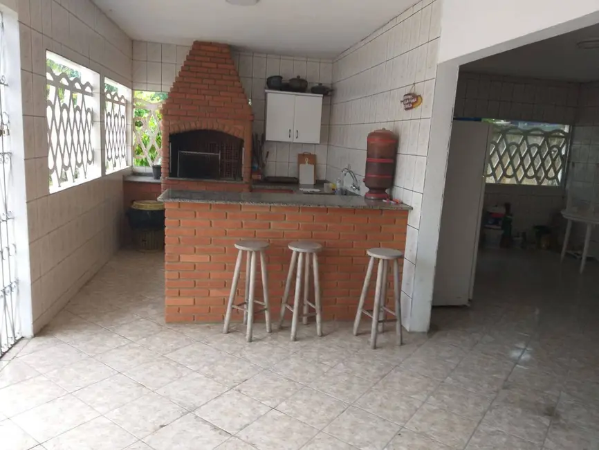 Foto 6 de Casa com 2 quartos à venda, 156m2 em Itanhaem - SP