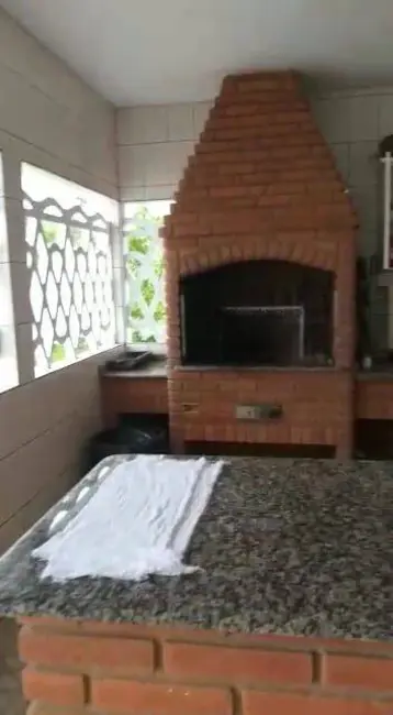 Foto 9 de Casa com 2 quartos à venda, 156m2 em Itanhaem - SP