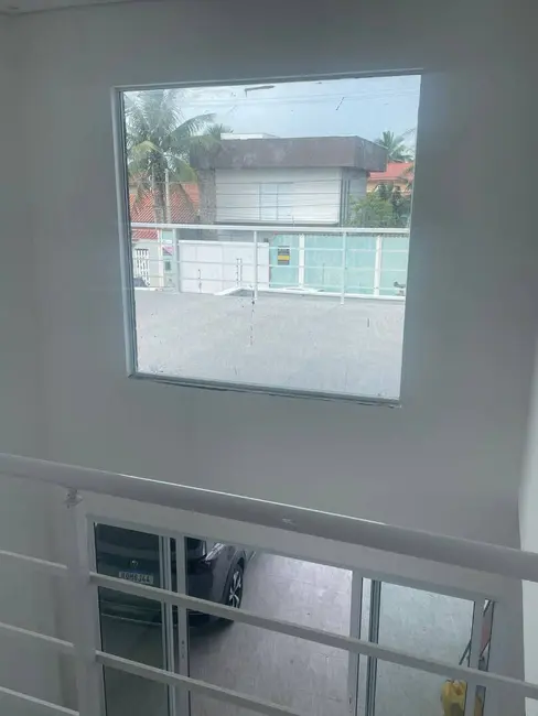 Foto 4 de Casa com 4 quartos à venda, 232m2 em Peruibe - SP