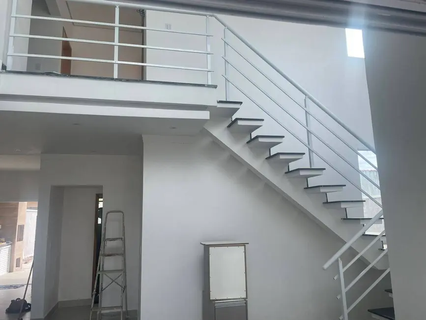 Foto 3 de Casa com 4 quartos à venda, 232m2 em Peruibe - SP