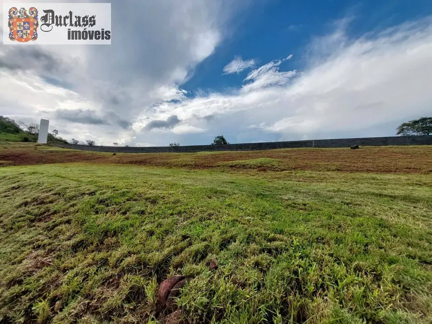 Foto 1 de Terreno / Lote à venda, 600m2 em Atibaia - SP