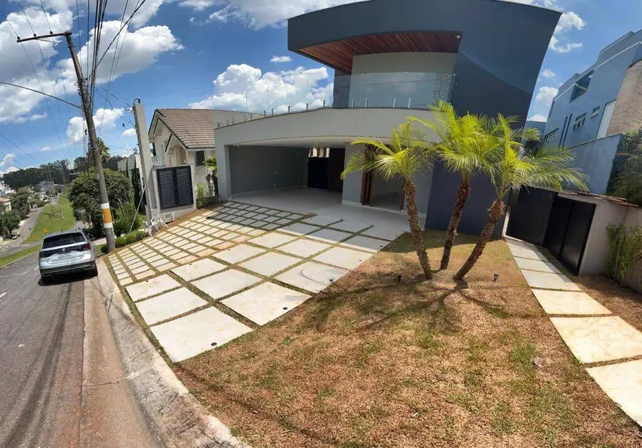 Casa com 4 quartos à venda, 400m2 em Parque Terra Nova II, Sao Bernardo Do Campo - SP - imagem 2 Foto 2 de Casa com 4 quartos à venda, 400m2 em Parque Terra Nova II, Sao Bernardo Do Campo - SP