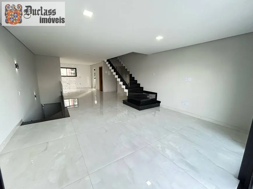 Foto 2 de Sobrado com 3 quartos à venda, 230m2 em Sao Bernardo Do Campo - SP