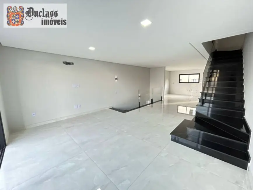 Foto 4 de Sobrado com 3 quartos à venda, 230m2 em Sao Bernardo Do Campo - SP